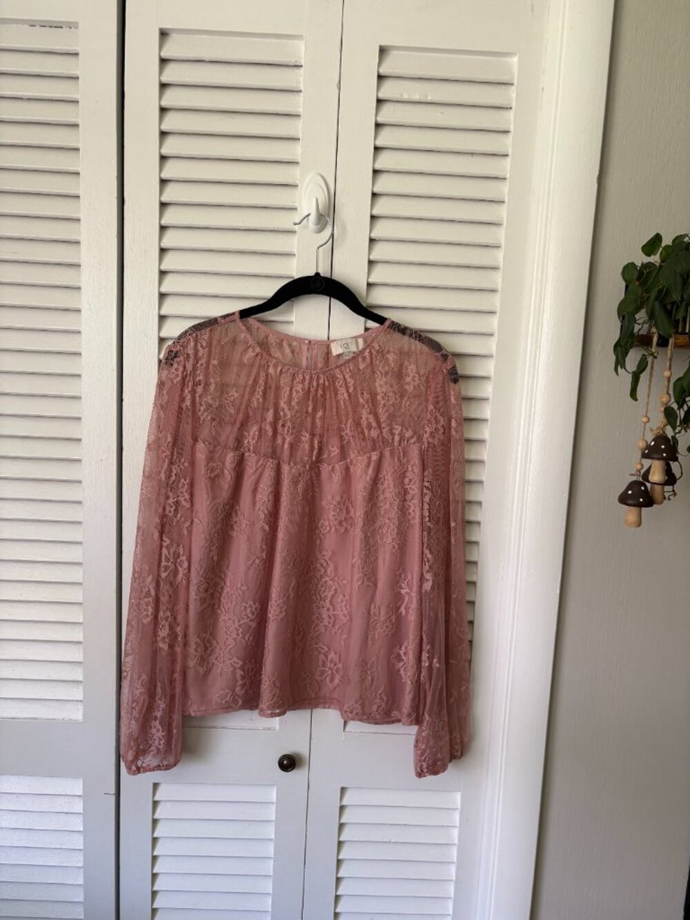 LOFT Blouse - Lace - M